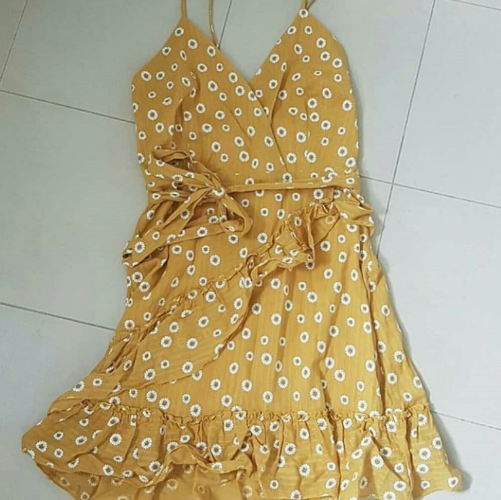 Mustard Floral Dress 💛